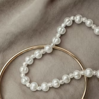 Elegant Pearl Necklace