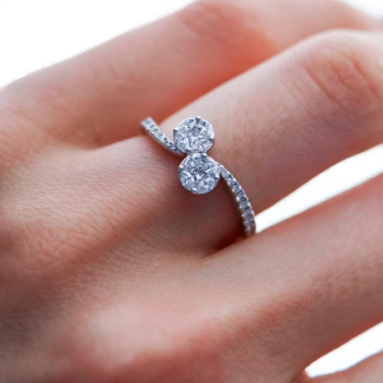 Luxury Gemstone Ring