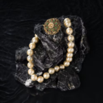 Vintage-Pearl-Brooch